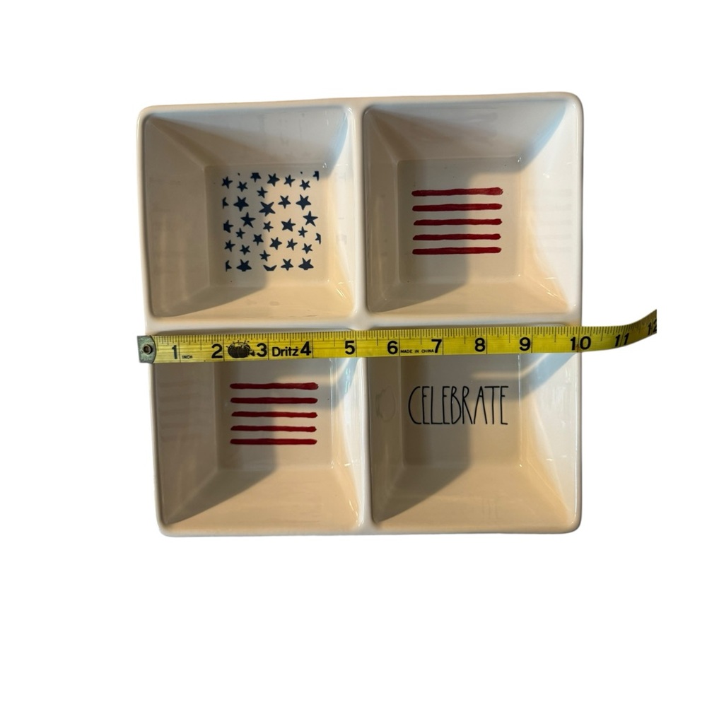 Perfect for Patriotic Parties! Rae Dunn. Divided Serving Dish & 2 Dish Towels. - Picture 4 of 10